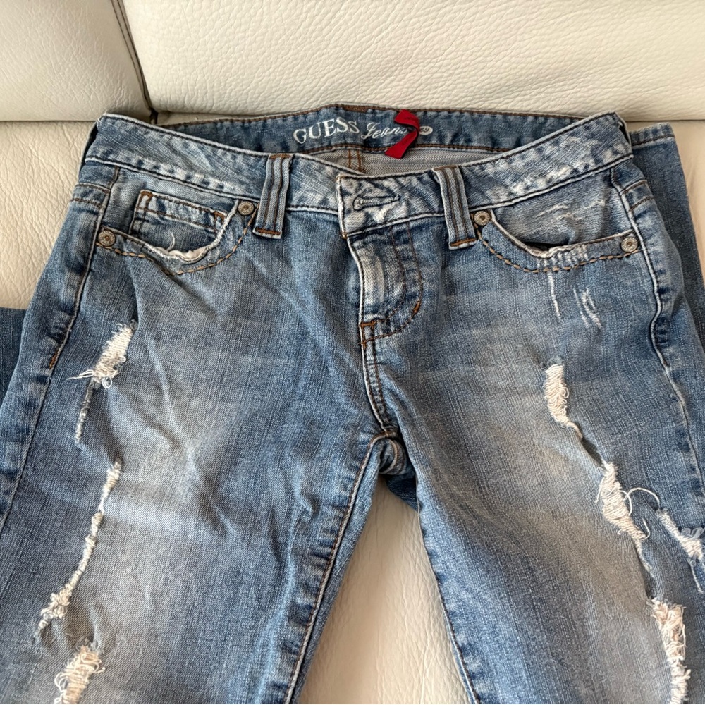 GUESS Women's Light Blue Distressed Boyfriend Jeans